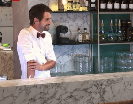 Barman Victor First Dates