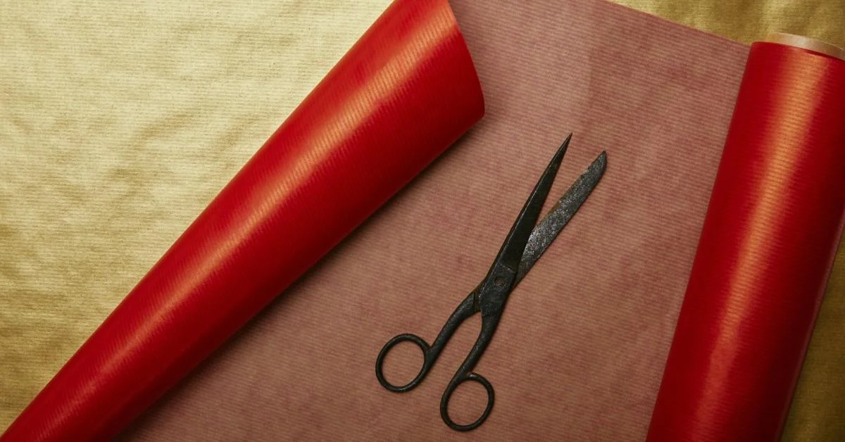 Inpakken cadeau schaar