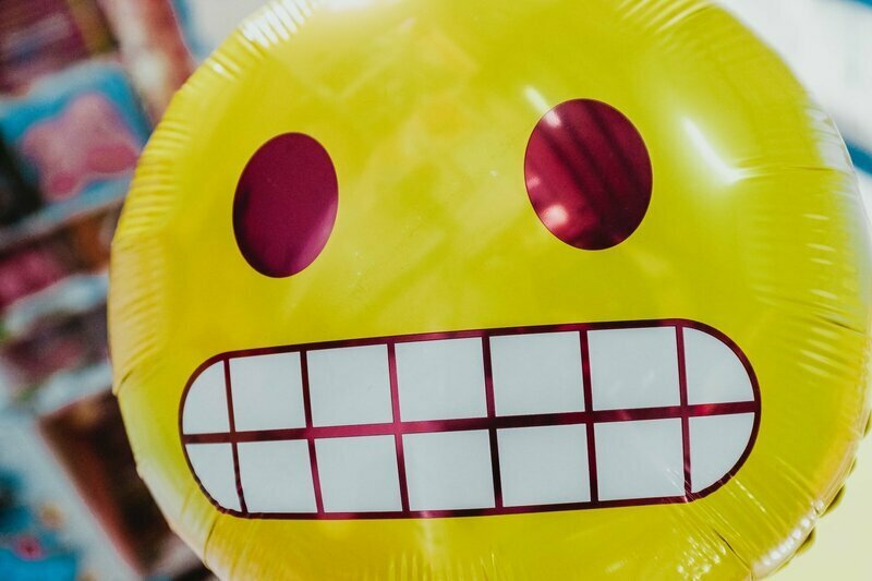 Toxisch gedrag emoji ballon