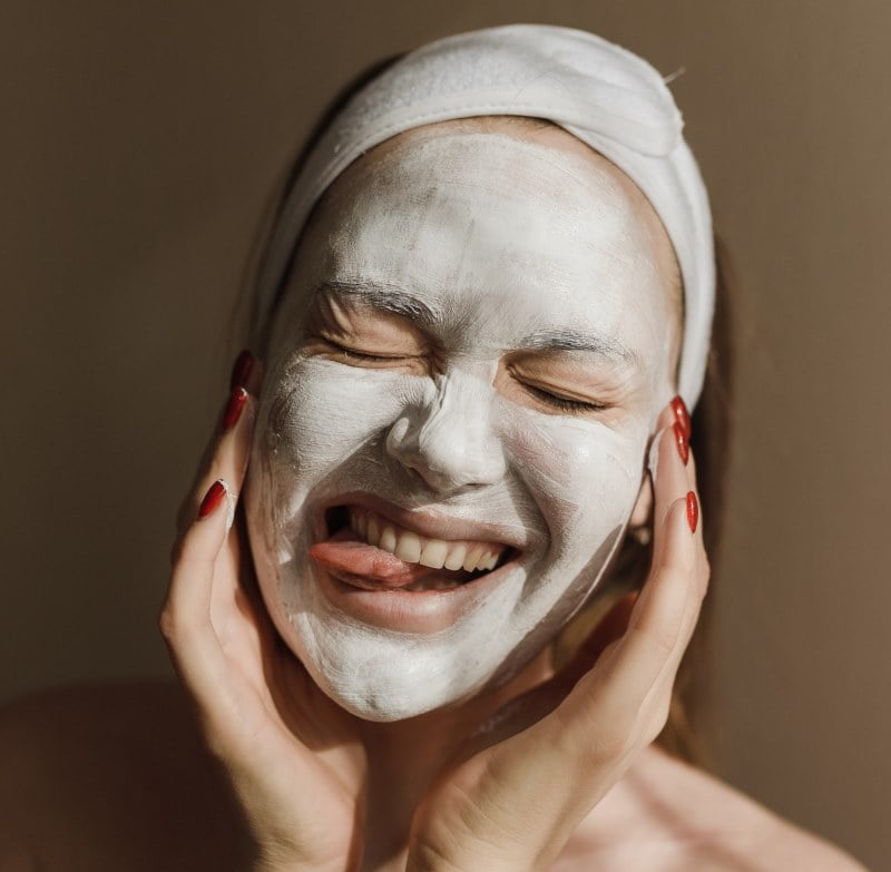 Skincare routine masker