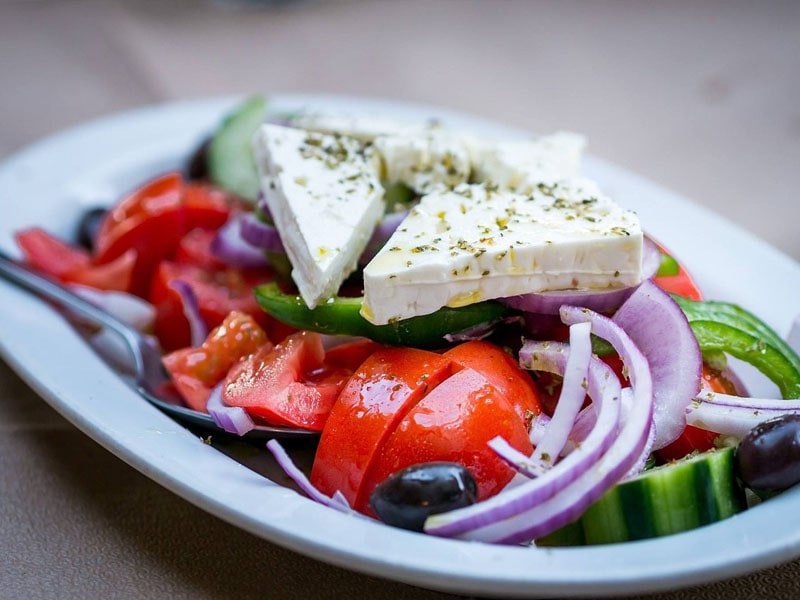 Griekse salade feta uien